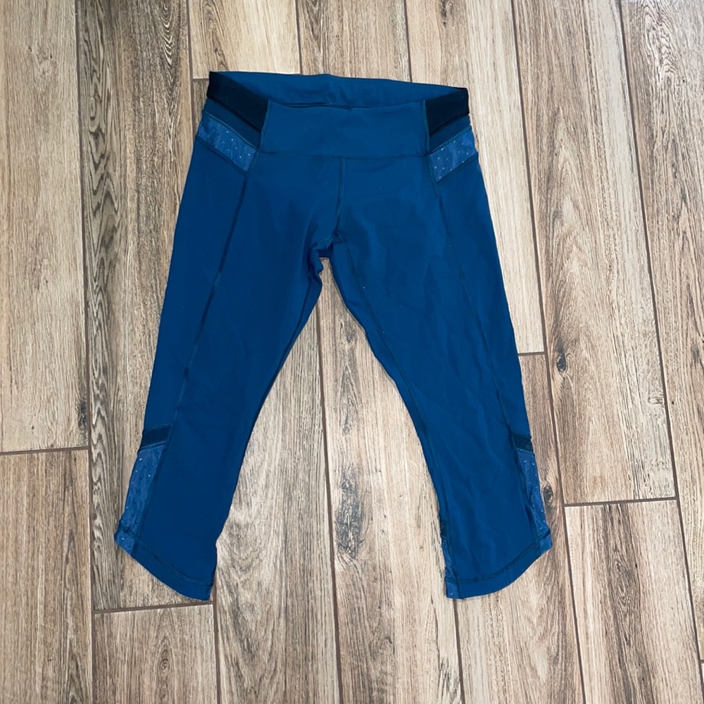 Lulu crop leggings!